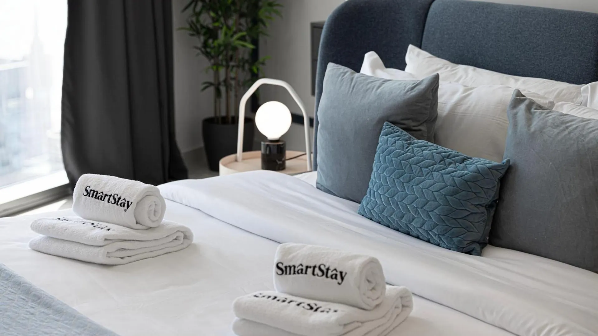 Apartment Smartstay At Paramount Tower - Sea And Downtown Views - Infinity Pool - Modern Luxury Residences Dubai United Arab Emirates