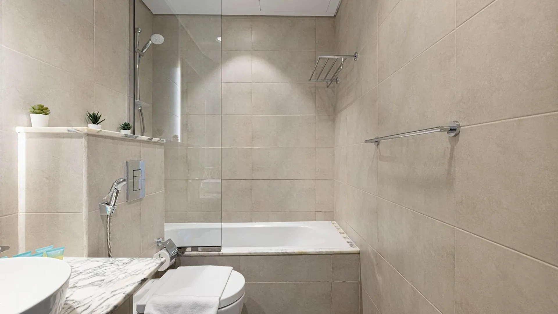 Smartstay At Paramount Tower - Sea And Downtown Views - Infinity Pool - Modern Luxury Residences Dubai Apartment