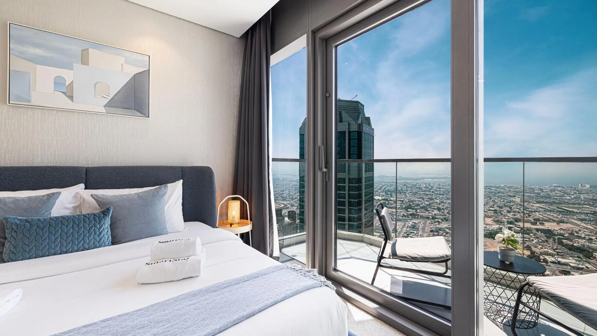 Smartstay At Paramount Tower - Sea And Downtown Views - Infinity Pool - Modern Luxury Residences Dubai 0*,  United Arab Emirates
