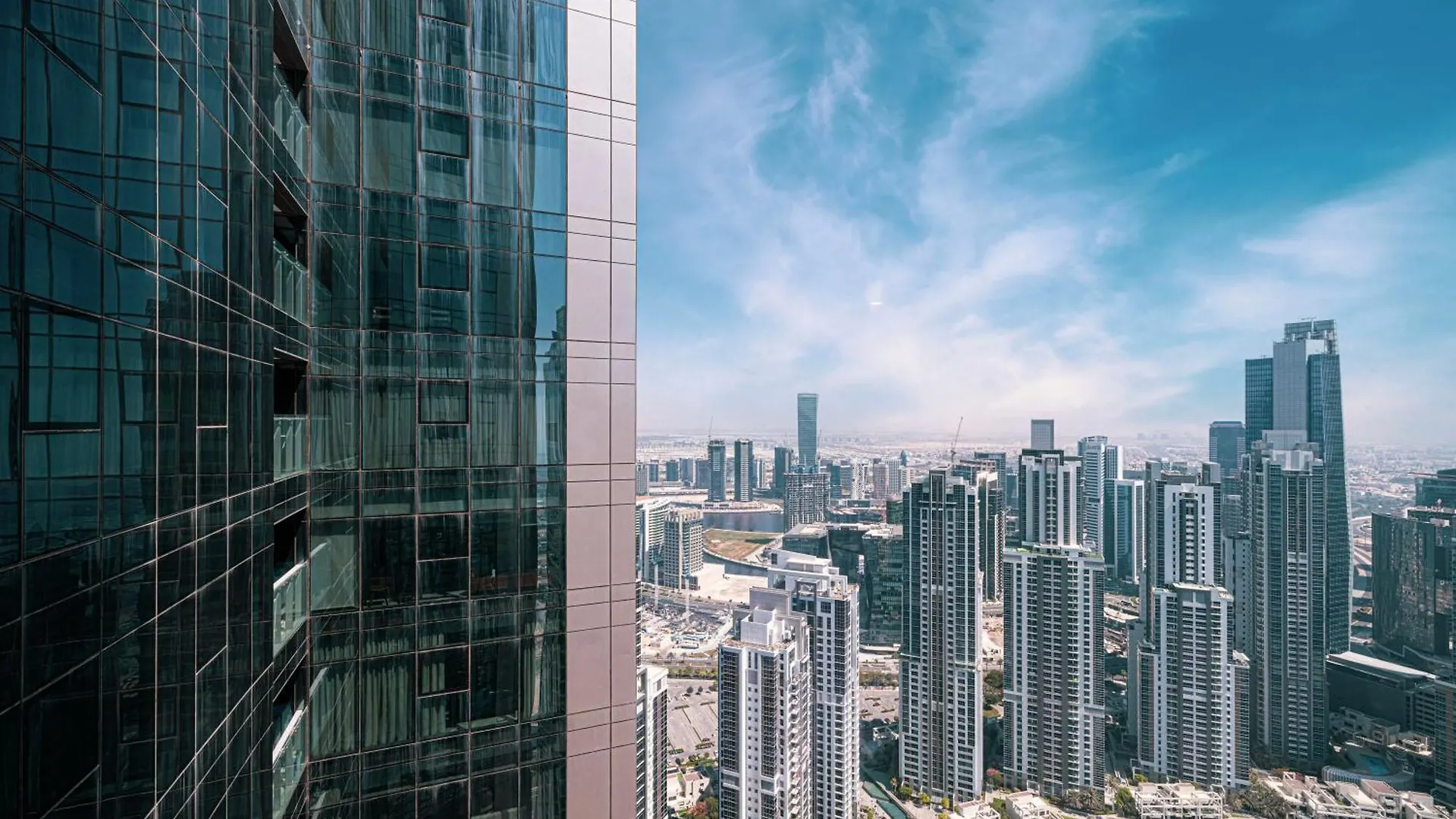 Apartment Smartstay At Paramount Tower - Sea And Downtown Views - Infinity Pool - Modern Luxury Residences Dubai United Arab Emirates